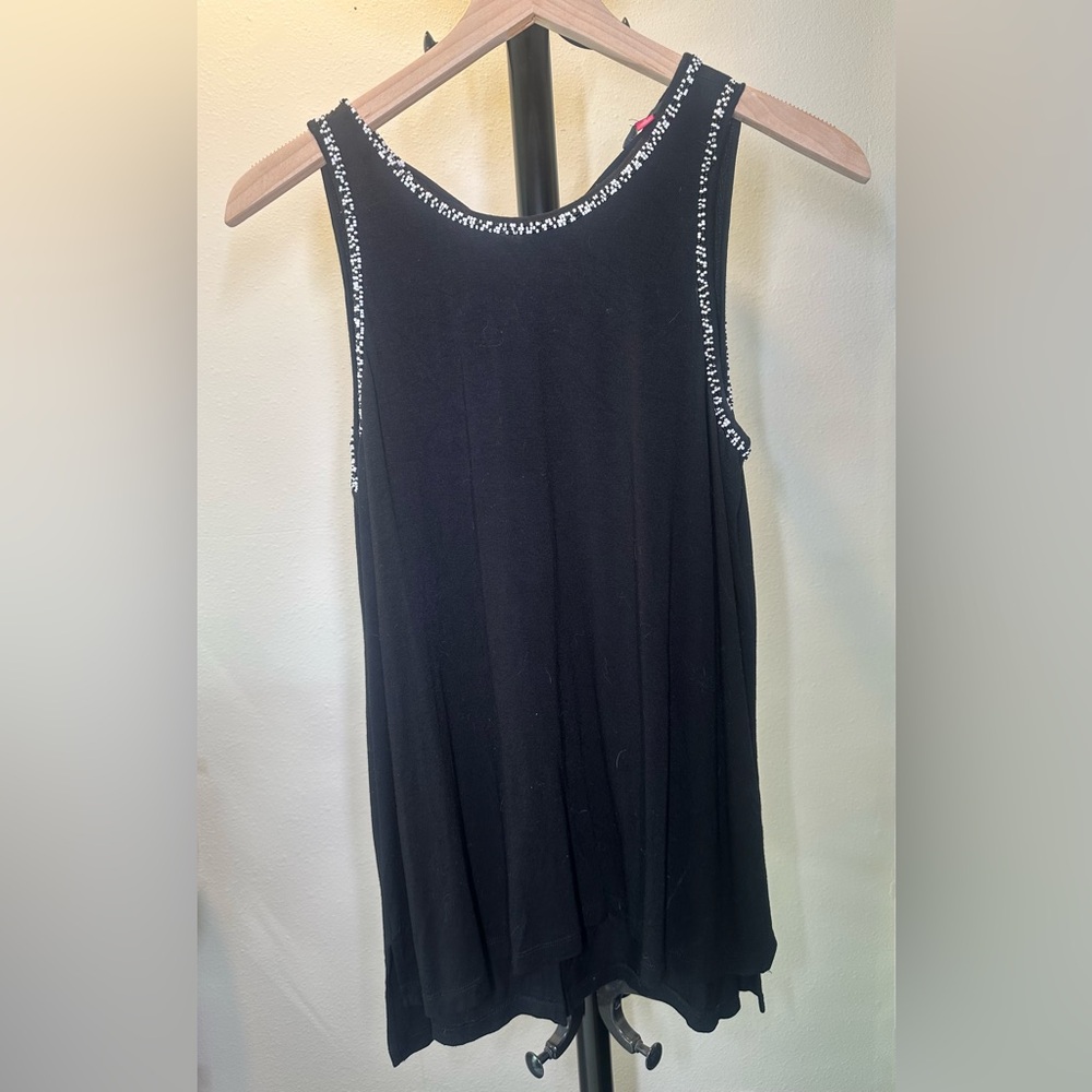 Vince Camuto Black Sleeveless Top - size small